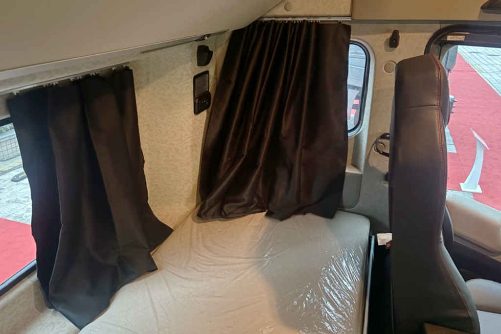 680马力江淮跨越K7!干线运输的“马中赤兔” - 第6张 - 提加商用车网 680马力江淮跨越K7!干线运输的“马中赤兔” - 第6张