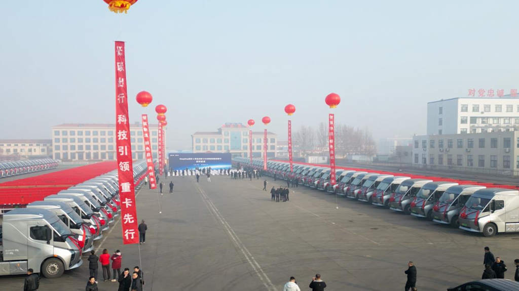 持续交付中|DeepWay深向&乘达运输完成150台智能新能源重卡交付仪式 - 第5张 - 提加商用车网 持续交付中|DeepWay深向&乘达运输完成150台智能新能源重卡交付仪式 - 第5张