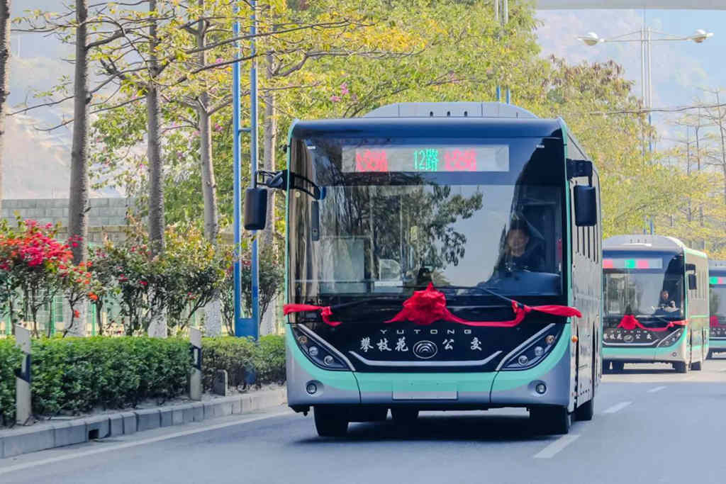 新年“开门红”,100辆宇通客车交付攀枝花 - 第4张 - 提加商用车网 新年“开门红”,100辆宇通客车交付攀枝花 - 第4张