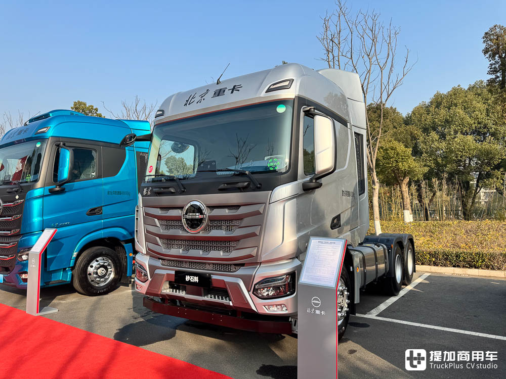 高可靠性+高性价比,全车针对性加强,北京重卡追梦砂石料牵引车实拍 - 第1张 - 提加商用车网 高可靠性+高性价比,全车针对性加强,北京重卡追梦砂石料牵引车实拍 - 第1张