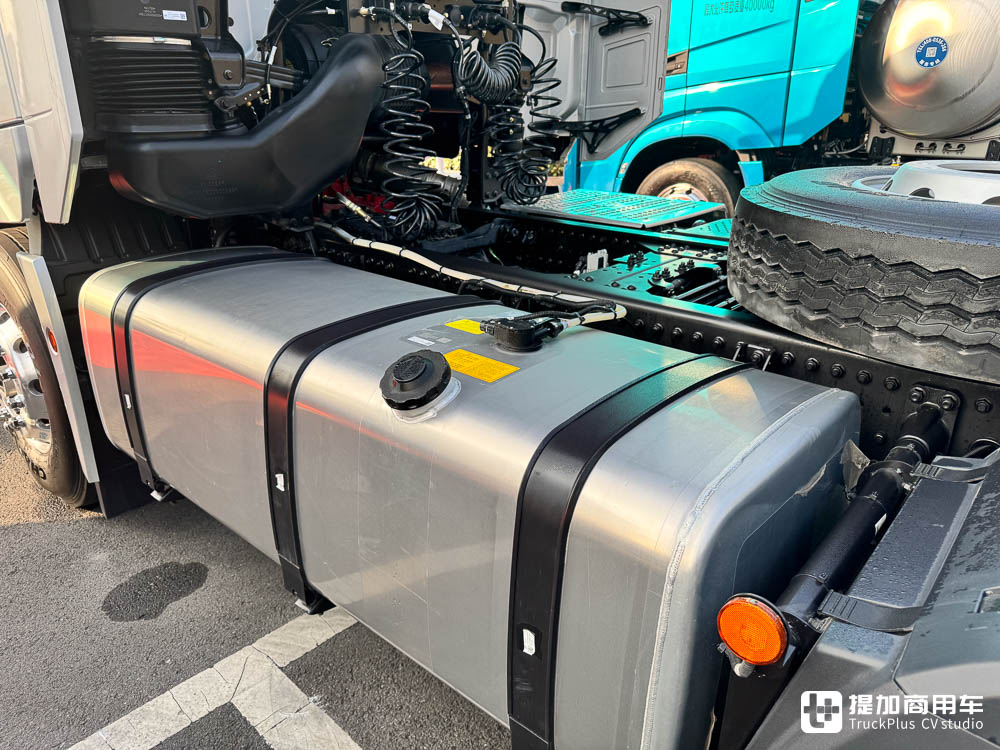 高可靠性+高性价比,全车针对性加强,北京重卡追梦砂石料牵引车实拍 - 第13张 - 提加商用车网 高可靠性+高性价比,全车针对性加强,北京重卡追梦砂石料牵引车实拍 - 第13张