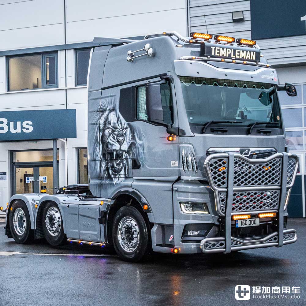 雄狮风定制外观,极富纪念意义,实拍定制版曼恩TGX 26.510牵引车 - 第5张 - 提加商用车网 雄狮风定制外观,极富纪念意义,实拍定制版曼恩TGX 26.510牵引车 - 第5张