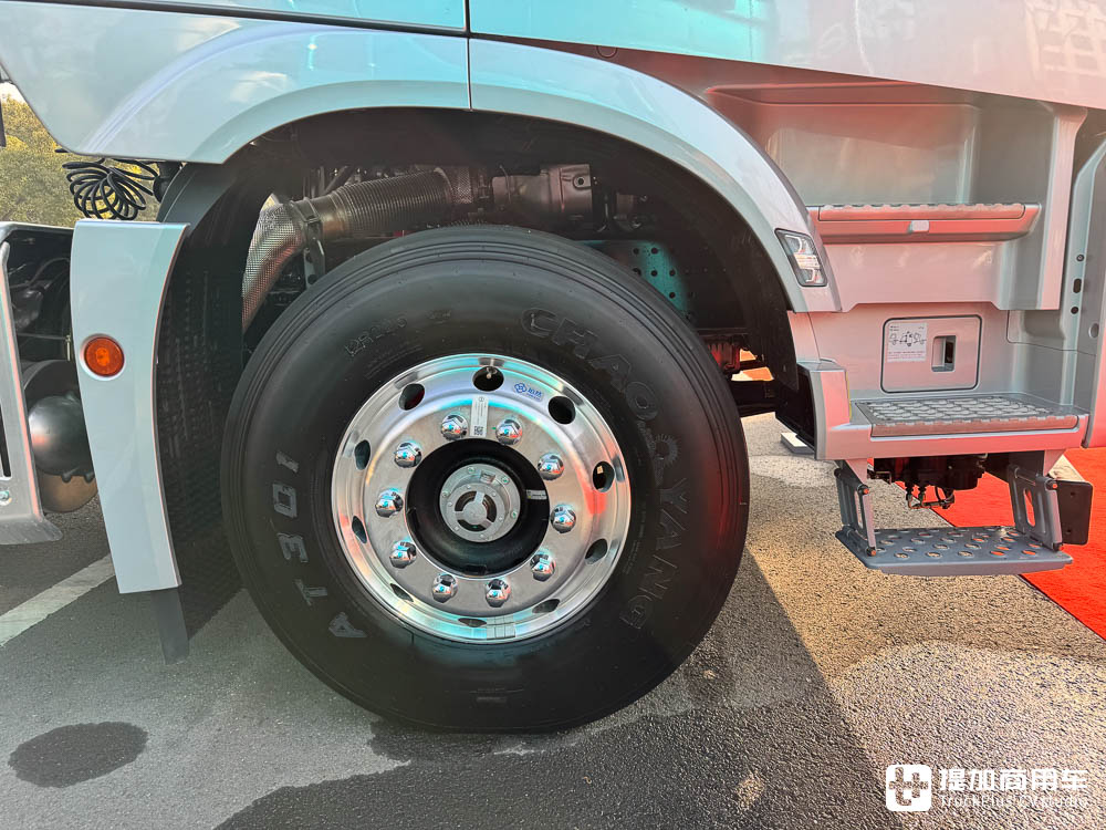 高可靠性+高性价比,全车针对性加强,北京重卡追梦砂石料牵引车实拍 - 第8张 - 提加商用车网 高可靠性+高性价比,全车针对性加强,北京重卡追梦砂石料牵引车实拍 - 第8张