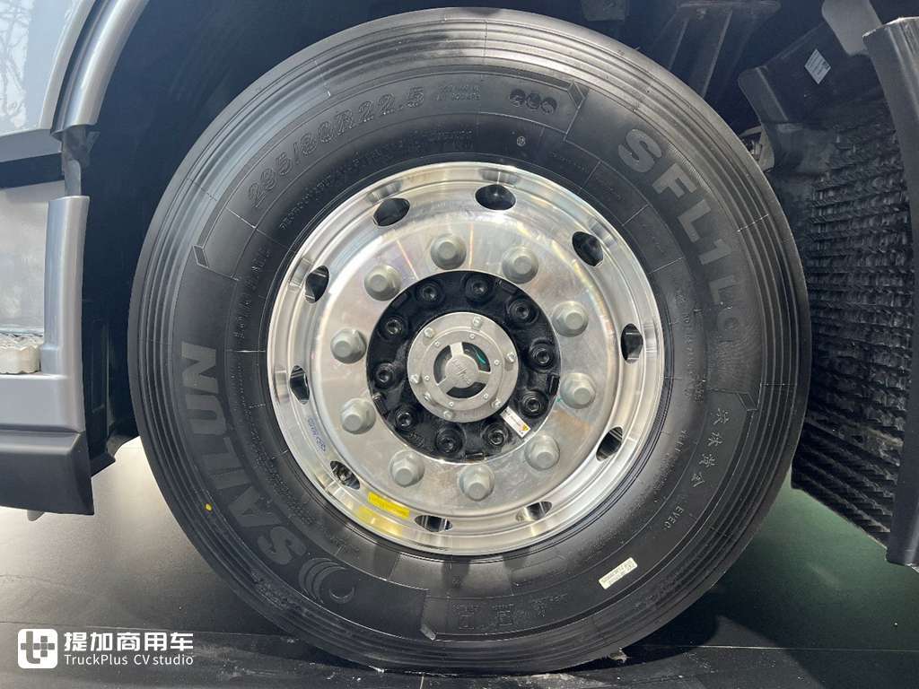 驶向未来的新能源重卡长什么样 远程星瀚H实拍评测 - 第21张