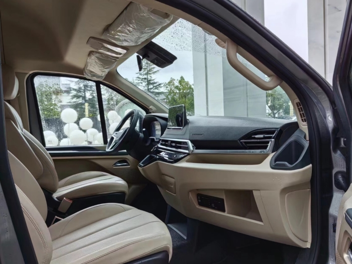 依维柯聚星纯电动客车交付某客运企业,为春运出行添保障! - 第6张 - 提加商用车网 依维柯聚星纯电动客车交付某客运企业,为春运出行添保障! - 第6张