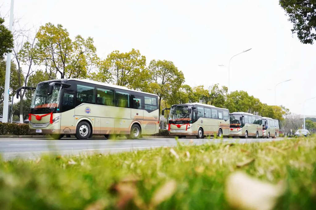 行春路 揽春光 安凯N8助力旅游客运上春山!
