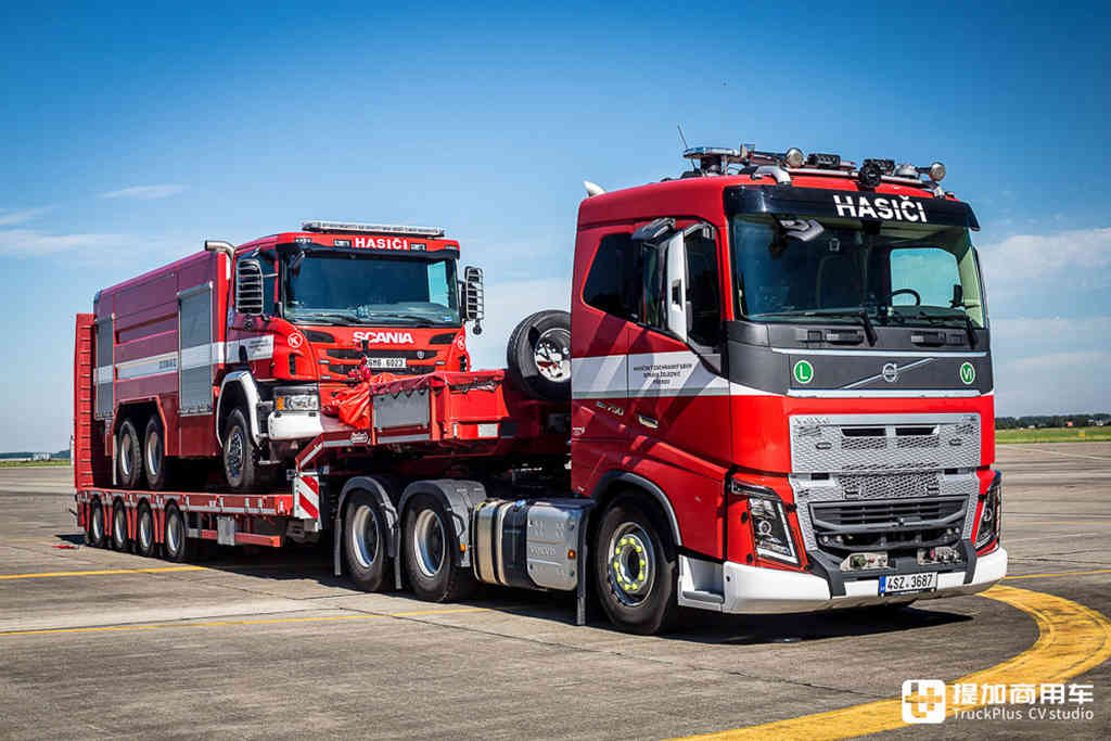 低顶驾驶室+工程版保险杠,750马力的消防牵引车?这台沃尔沃FH16真特殊
