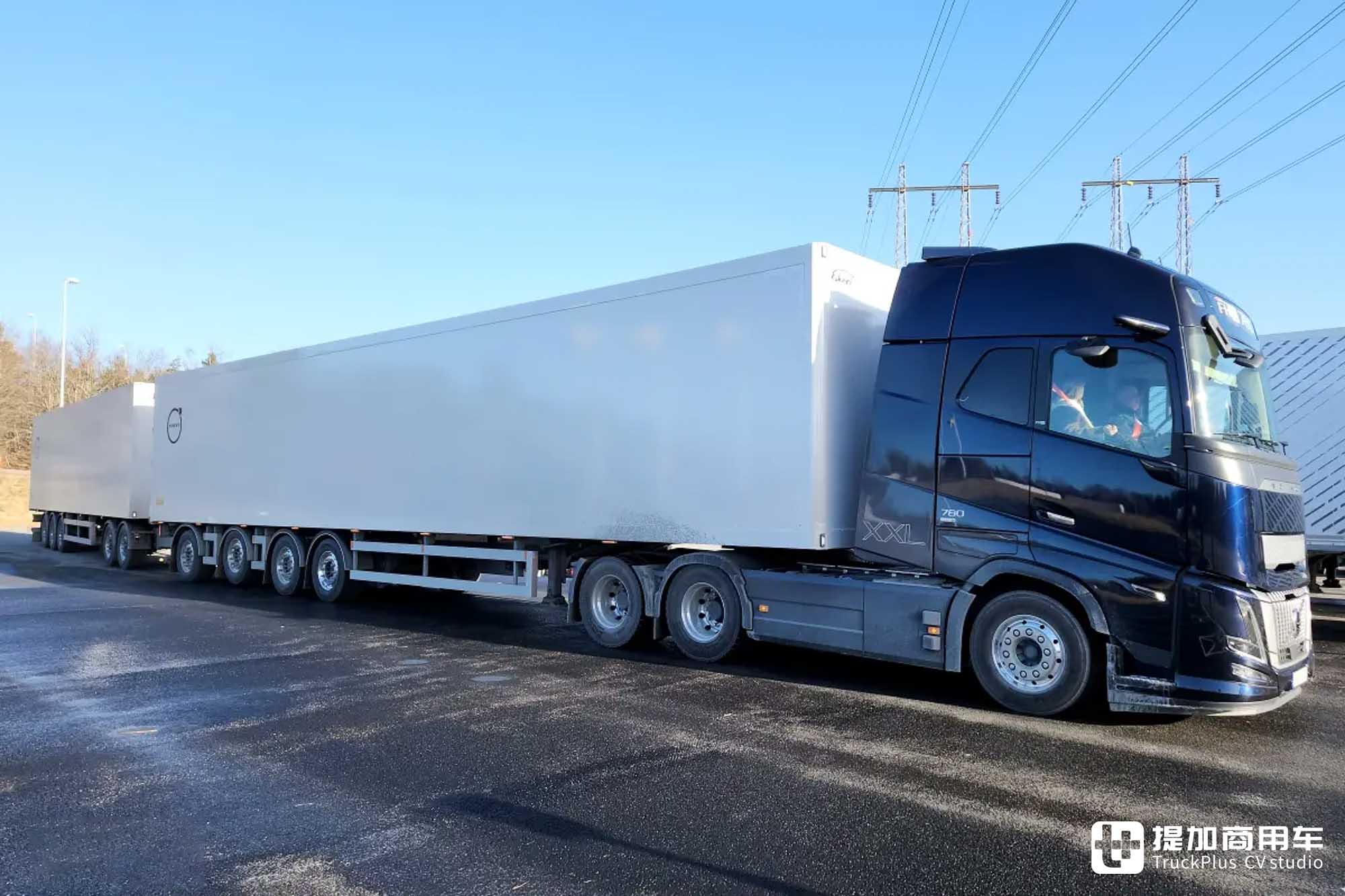 780匹3800牛米!还有加大号驾驶室,欧卡马力王沃尔沃FH 16 Aero牵引车实拍