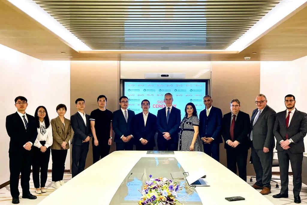 比亚迪与卡塔尔经销商MANNAI CORPORATION达成战略合作