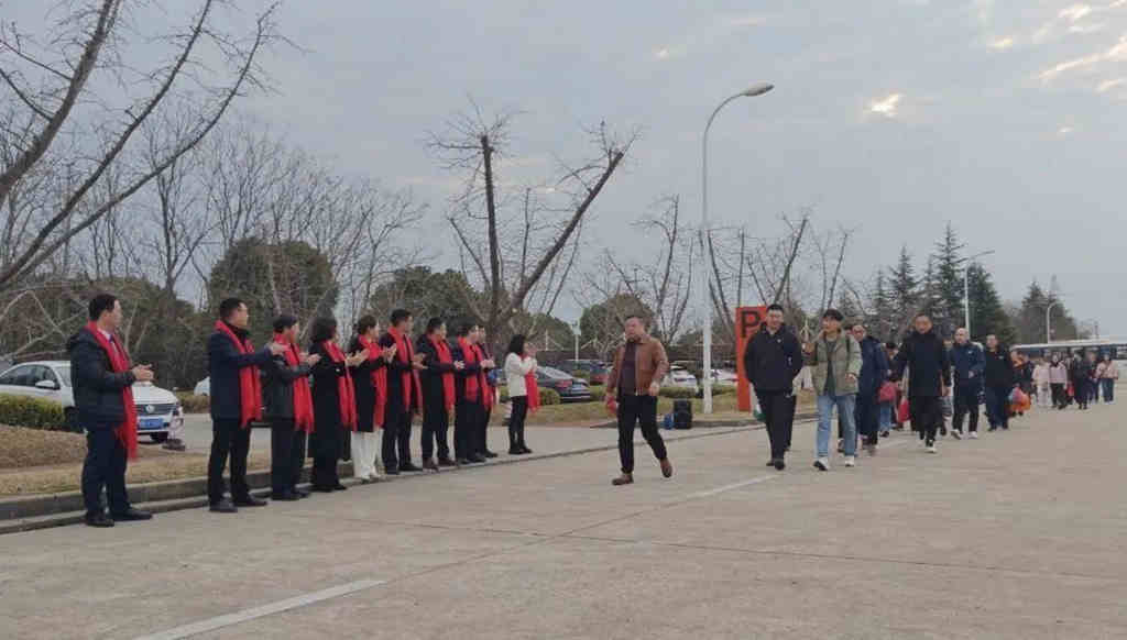 奋进正当时!联合重卡全力以赴 奋战龙年新春开门红! - 第1张 - 提加商用车网 奋进正当时!联合重卡全力以赴 奋战龙年新春开门红! - 第1张