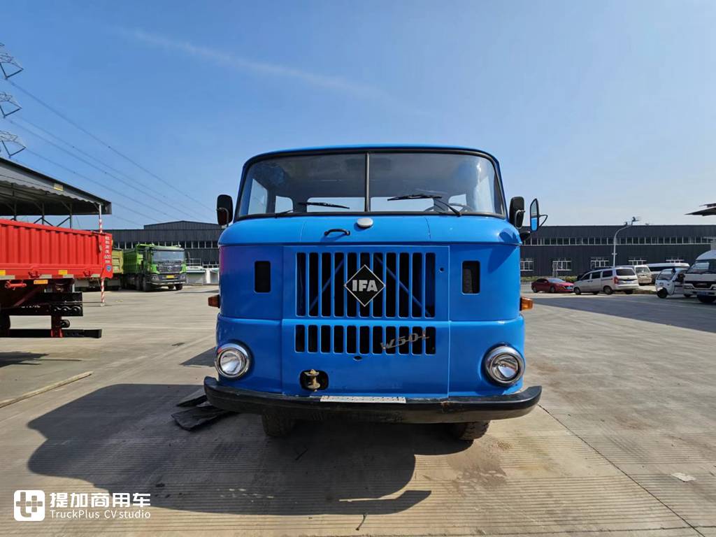 带你看一台在国内保存完好的依发W50卡车,它当年可是好多老司机的发家车型 - 第3张 - 提加商用车网 带你看一台在国内保存完好的依发W50卡车,它当年可是好多老司机的发家车型 - 第3张