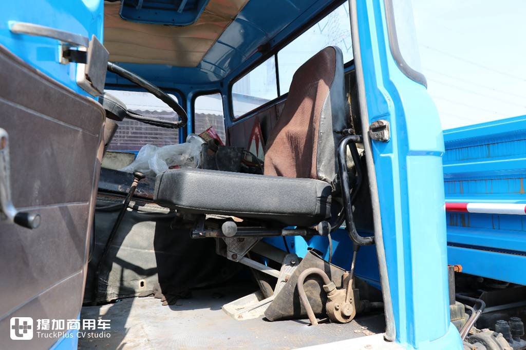 带你看一台在国内保存完好的依发W50卡车,它当年可是好多老司机的发家车型 - 第19张 - 提加商用车网 带你看一台在国内保存完好的依发W50卡车,它当年可是好多老司机的发家车型 - 第19张