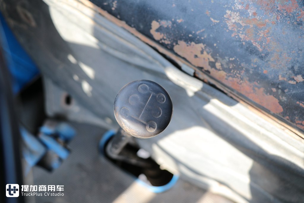 带你看一台在国内保存完好的依发W50卡车,它当年可是好多老司机的发家车型 - 第22张 - 提加商用车网 带你看一台在国内保存完好的依发W50卡车,它当年可是好多老司机的发家车型 - 第22张