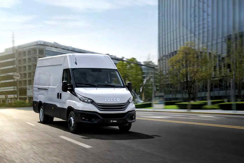 依维柯荣获Truck & Fleet Middle East awards“年度轻型商用车”和“年度发布”奖 - 第3张 - 提加商用车网 依维柯荣获Truck & Fleet Middle East awards“年度轻型商用车”和“年度发布”奖 - 第3张