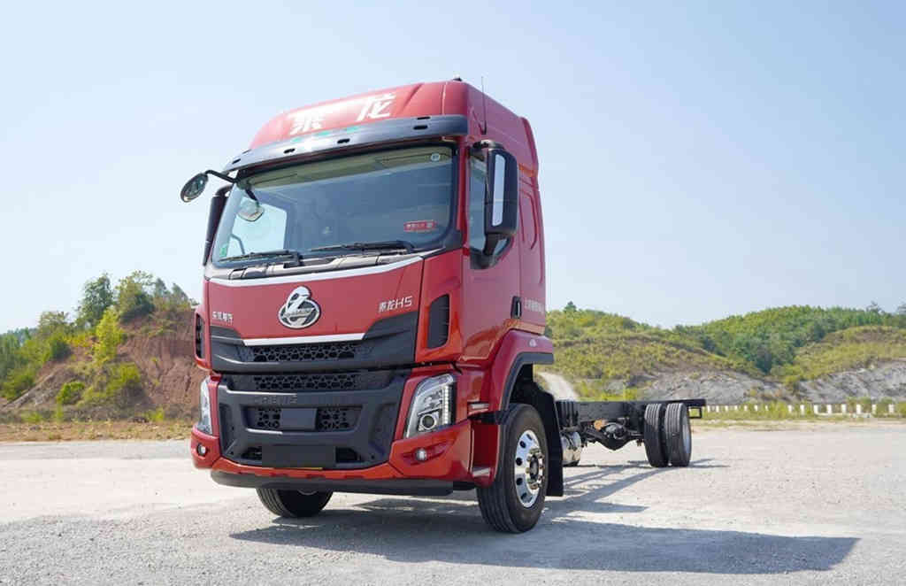 保障快递“年货季”顺畅运输,乘龙H5 290大单桥一显身手 - 第3张 - 提加商用车网 保障快递“年货季”顺畅运输,乘龙H5 290大单桥一显身手 - 第3张