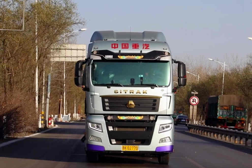 汕德卡G7S：行业翘楚引领未来，张师傅倾力推荐，长途运输最佳选择！ - 第2张