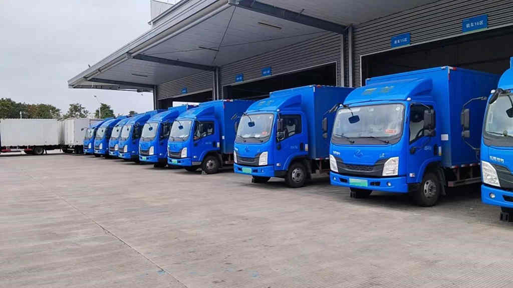 凌师傅:既省钱,还好开,乘龙L2EV——纯电轻卡的更优选择 - 第2张 - 提加商用车网 凌师傅:既省钱,还好开,乘龙L2EV——纯电轻卡的更优选择 - 第2张