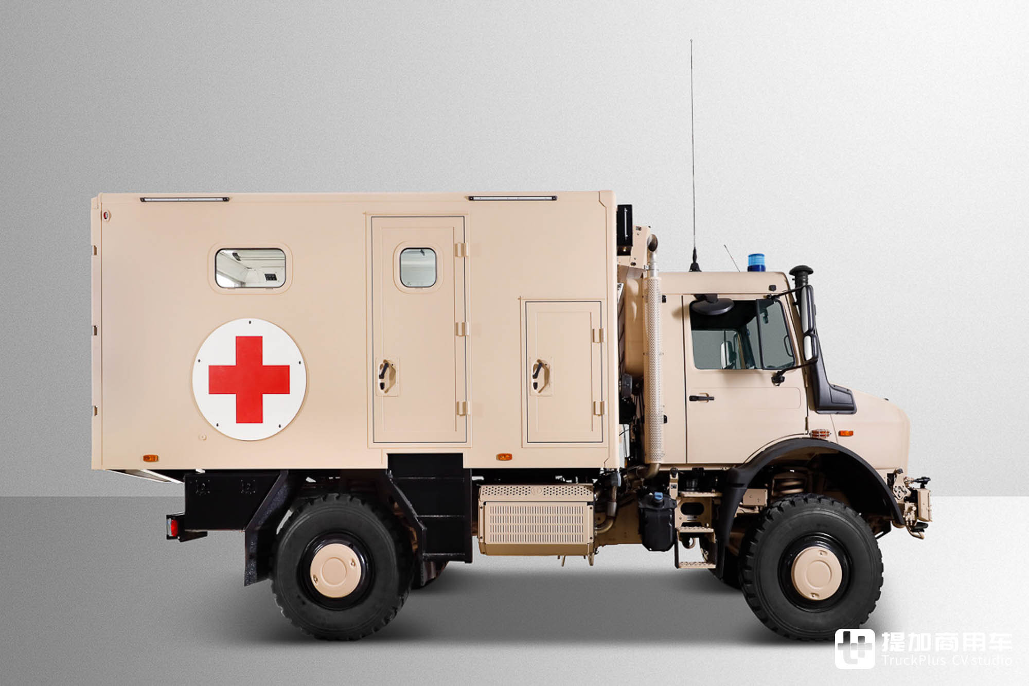 全车配置天花板,安普联合BINZ打造,乌尼莫克U5023战地救护车实拍 - 第11张 - 提加商用车网 全车配置天花板,安普联合BINZ打造,乌尼莫克U5023战地救护车实拍 - 第11张