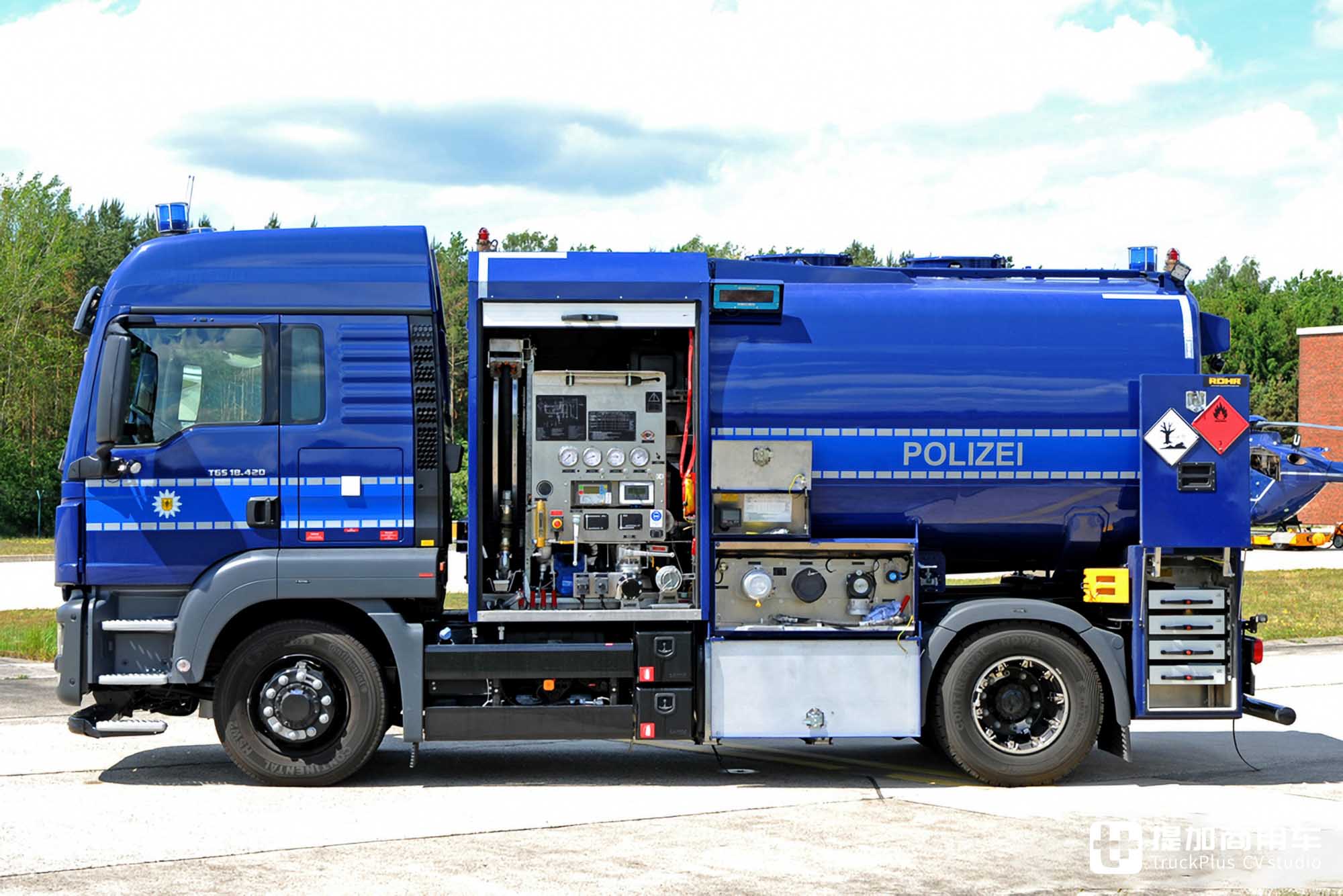 车身结构极其紧凑,四轮全驱+静液压驱动,曼恩TGS警用飞机加油车实拍 - 第15张 - 提加商用车网 车身结构极其紧凑,四轮全驱+静液压驱动,曼恩TGS警用飞机加油车实拍 - 第15张