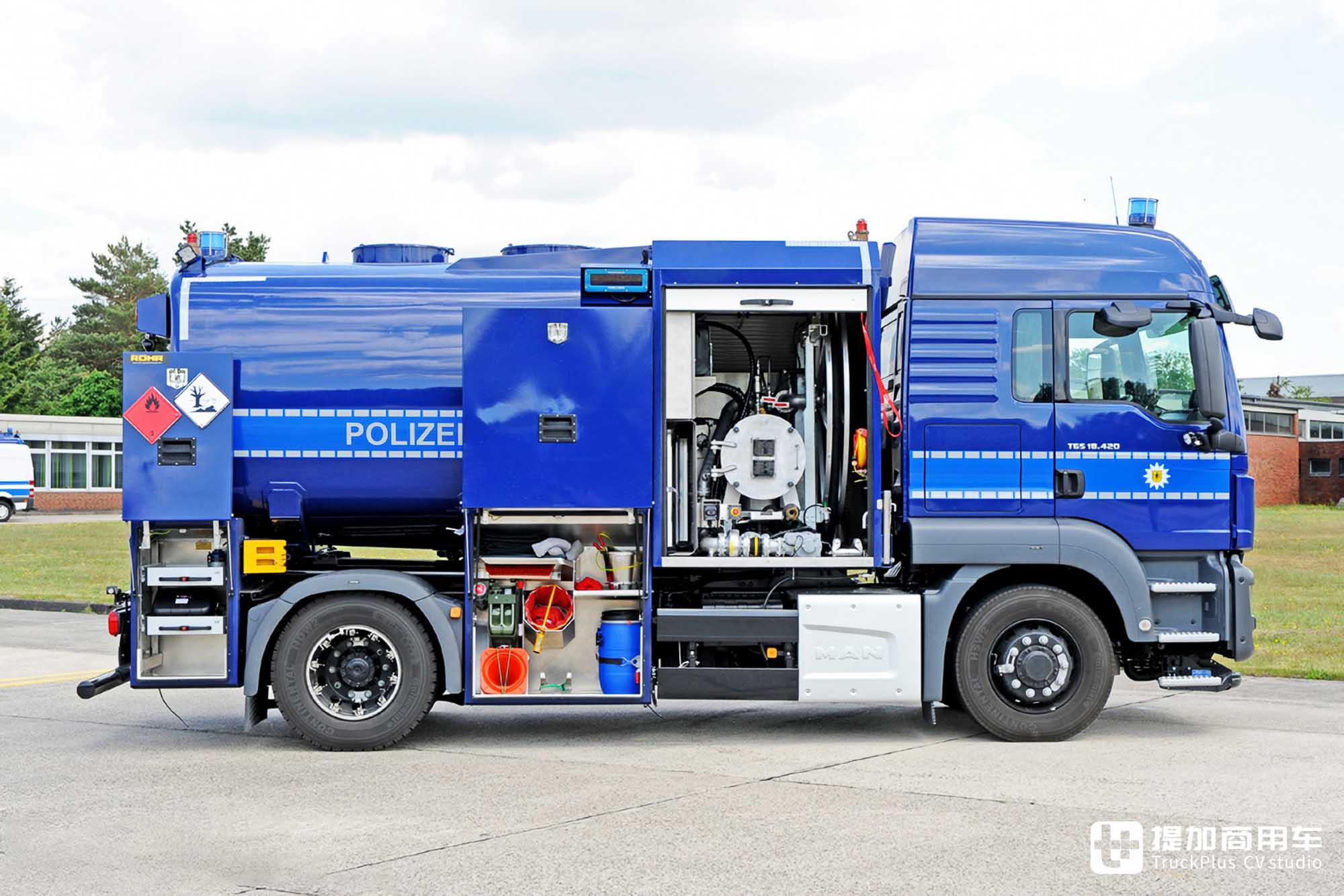 车身结构极其紧凑,四轮全驱+静液压驱动,曼恩TGS警用飞机加油车实拍 - 第17张 - 提加商用车网 车身结构极其紧凑,四轮全驱+静液压驱动,曼恩TGS警用飞机加油车实拍 - 第17张