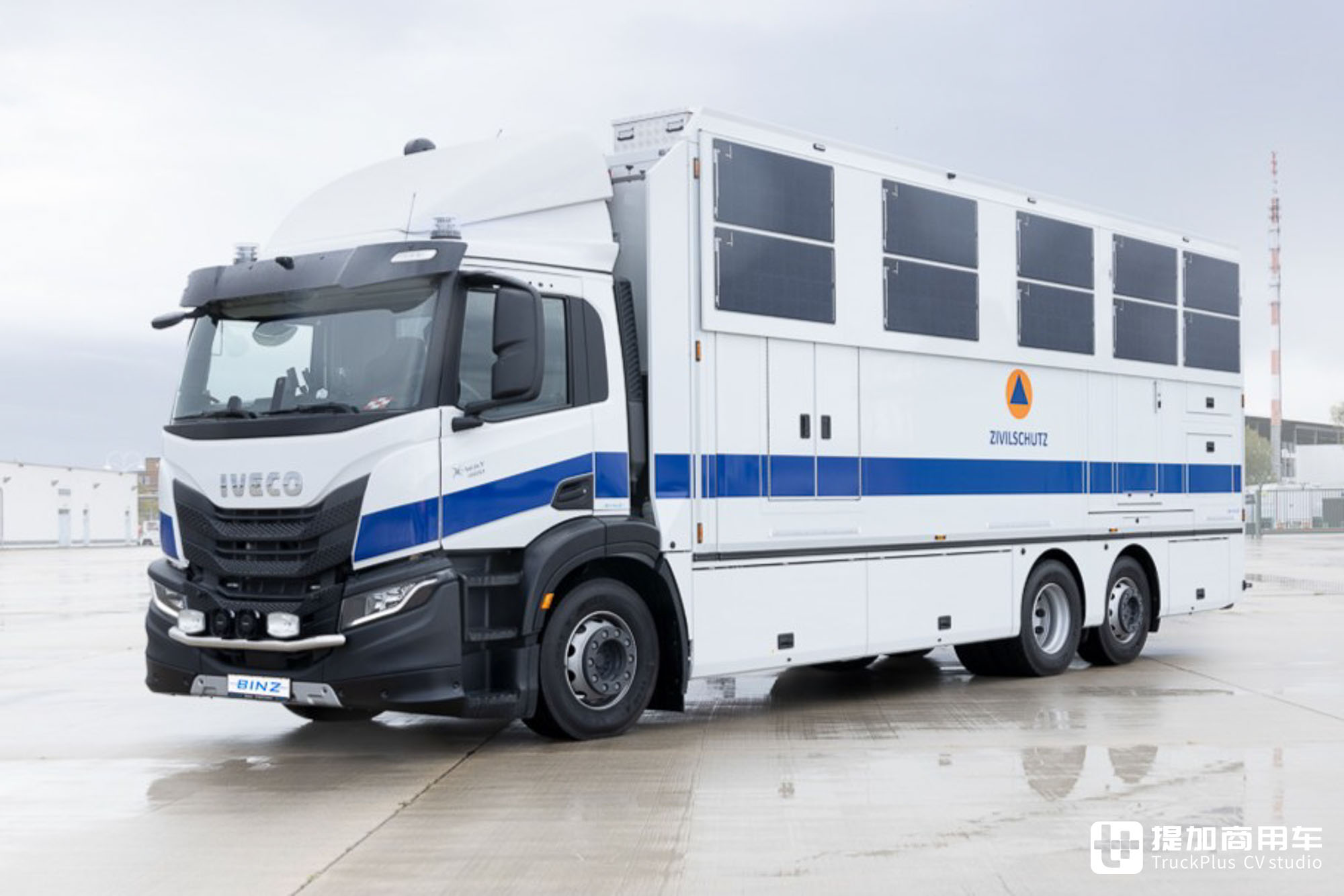 依维柯X-Way底盘打造,应急管理中枢,带你看Binz改装的大型指挥车 - 第4张 - 提加商用车网 依维柯X-Way底盘打造,应急管理中枢,带你看Binz改装的大型指挥车 - 第4张