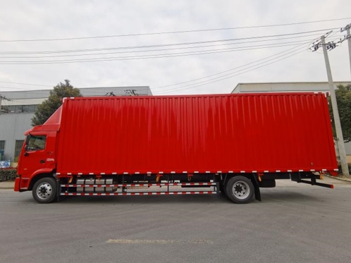 百台10米大单桥产品交车!江淮重卡赋能汽车零部件高效运输 - 第4张 - 提加商用车网 百台10米大单桥产品交车!江淮重卡赋能汽车零部件高效运输 - 第4张