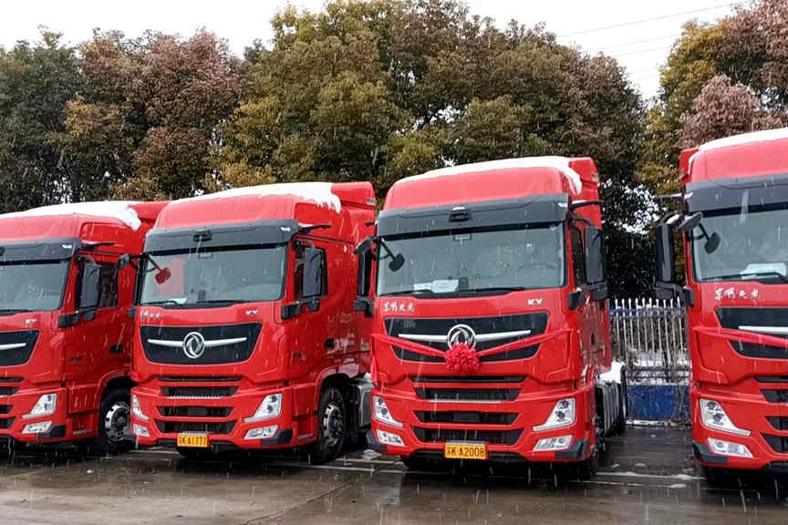 龙行天下,以客为先 东风商用车智能驾驶牵引车百台级批量交付 - 第2张 - 提加商用车网 龙行天下,以客为先 东风商用车智能驾驶牵引车百台级批量交付 - 第2张
