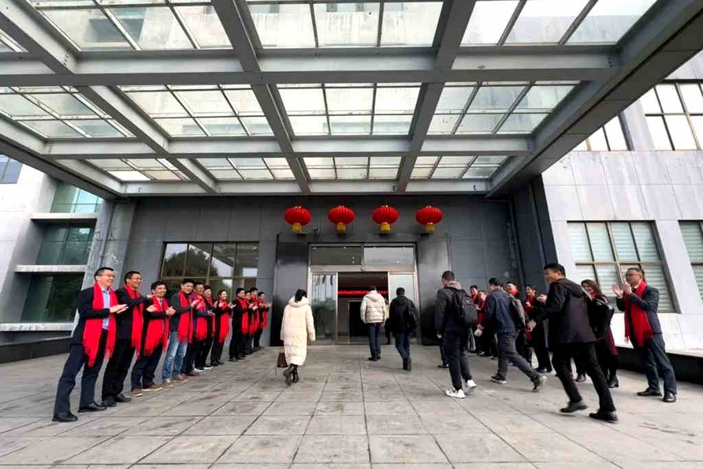 奋进正当时!联合重卡全力以赴 奋战龙年新春开门红! - 第2张 - 提加商用车网 奋进正当时!联合重卡全力以赴 奋战龙年新春开门红! - 第2张