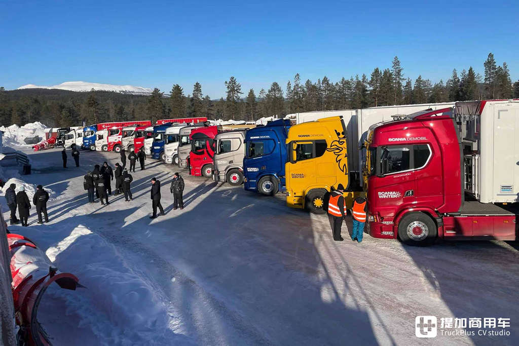 从770匹V8到纯电车型,公路之王与冰雪碰撞,带你逛斯堪尼亚冬季体验日 - 第19张 - 提加商用车网 从770匹V8到纯电车型,公路之王与冰雪碰撞,带你逛斯堪尼亚冬季体验日 - 第19张