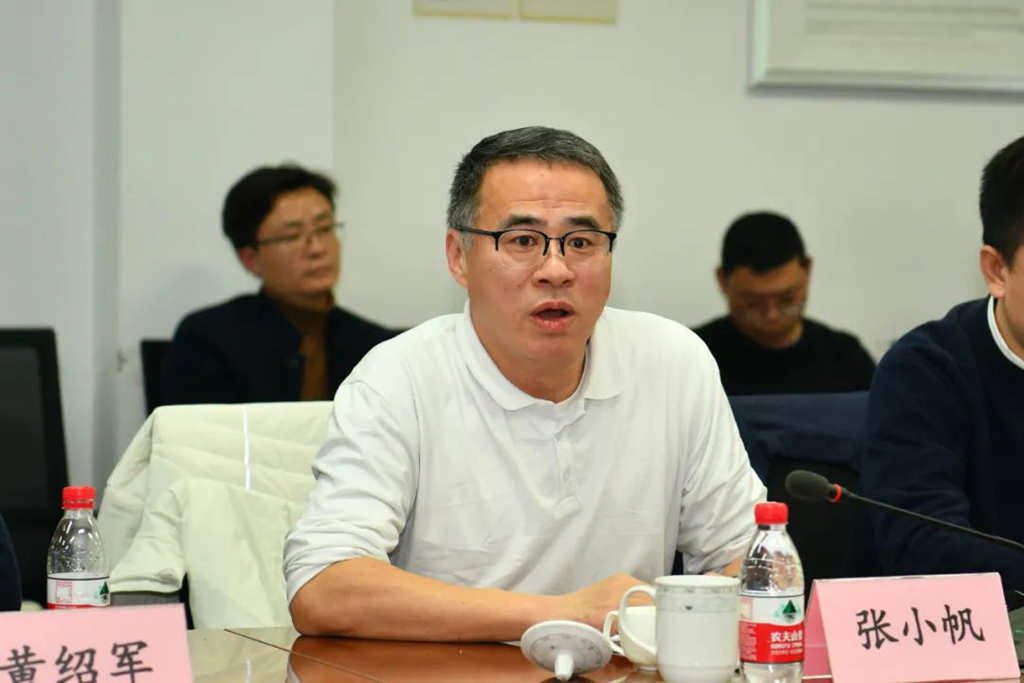东风商用车与中联重科进行战略合作研讨