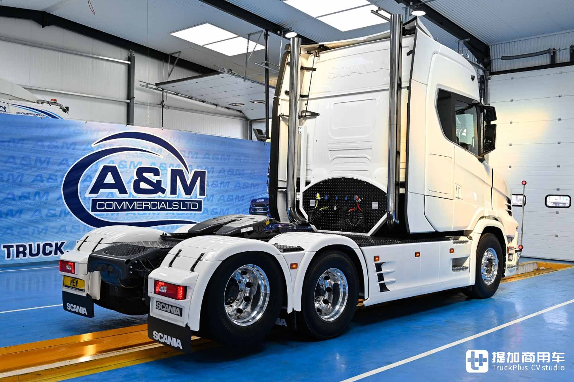 再带你看一台斯堪尼亚长头卡车，这次是770匹，爆改斯堪尼亚770 ST了解一下