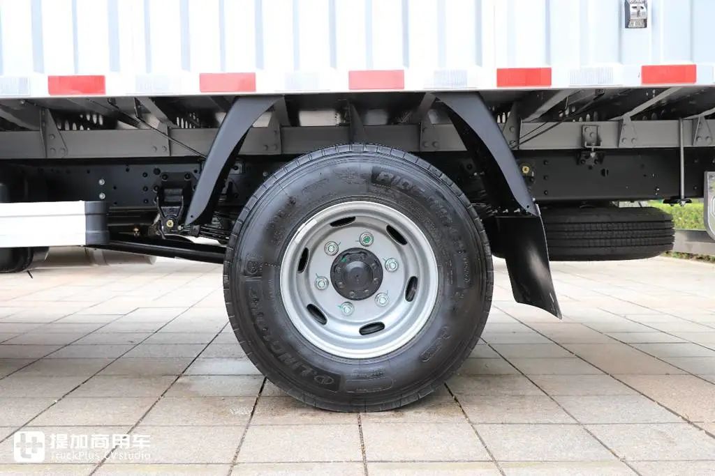 172马力刷新蓝牌轻卡动力榜单,时代领航最新车型领航G6抢先看 - 第19张 - 提加商用车网 172马力刷新蓝牌轻卡动力榜单,时代领航最新车型领航G6抢先看 - 第19张