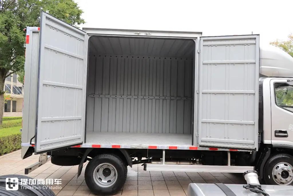 172马力刷新蓝牌轻卡动力榜单,时代领航最新车型领航G6抢先看 - 第26张 - 提加商用车网 172马力刷新蓝牌轻卡动力榜单,时代领航最新车型领航G6抢先看 - 第26张