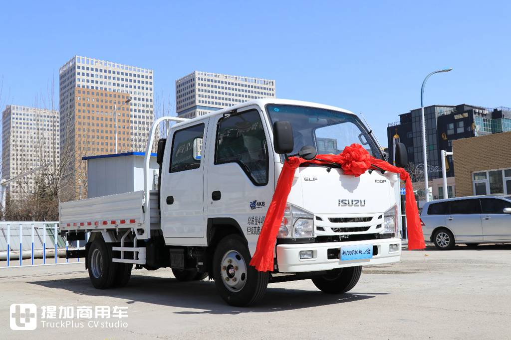 全新庆铃五十铃100P来袭,实拍双排座车型,带你看看它有哪些升级改进 - 第1张 - 提加商用车网 全新庆铃五十铃100P来袭,实拍双排座车型,带你看看它有哪些升级改进 - 第1张