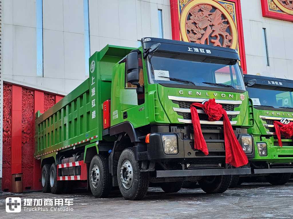 现场订车134台!上汽红岩打响春雷行动,大马力自卸车产品热销哈尔滨 - 第2张 - 提加商用车网 现场订车134台!上汽红岩打响春雷行动,大马力自卸车产品热销哈尔滨 - 第2张