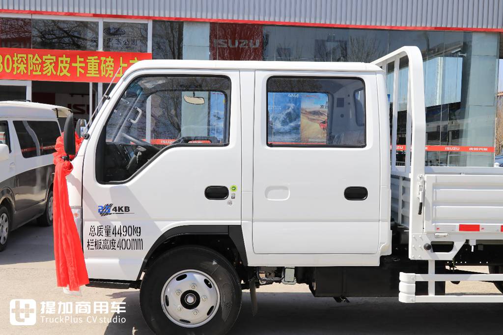 全新庆铃五十铃100P来袭,实拍双排座车型,带你看看它有哪些升级改进 - 第3张 - 提加商用车网 全新庆铃五十铃100P来袭,实拍双排座车型,带你看看它有哪些升级改进 - 第3张