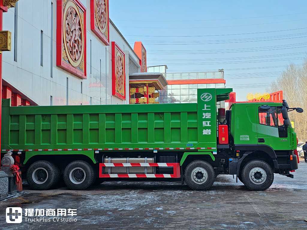 现场订车134台!上汽红岩打响春雷行动,大马力自卸车产品热销哈尔滨 - 第4张 - 提加商用车网 现场订车134台!上汽红岩打响春雷行动,大马力自卸车产品热销哈尔滨 - 第4张