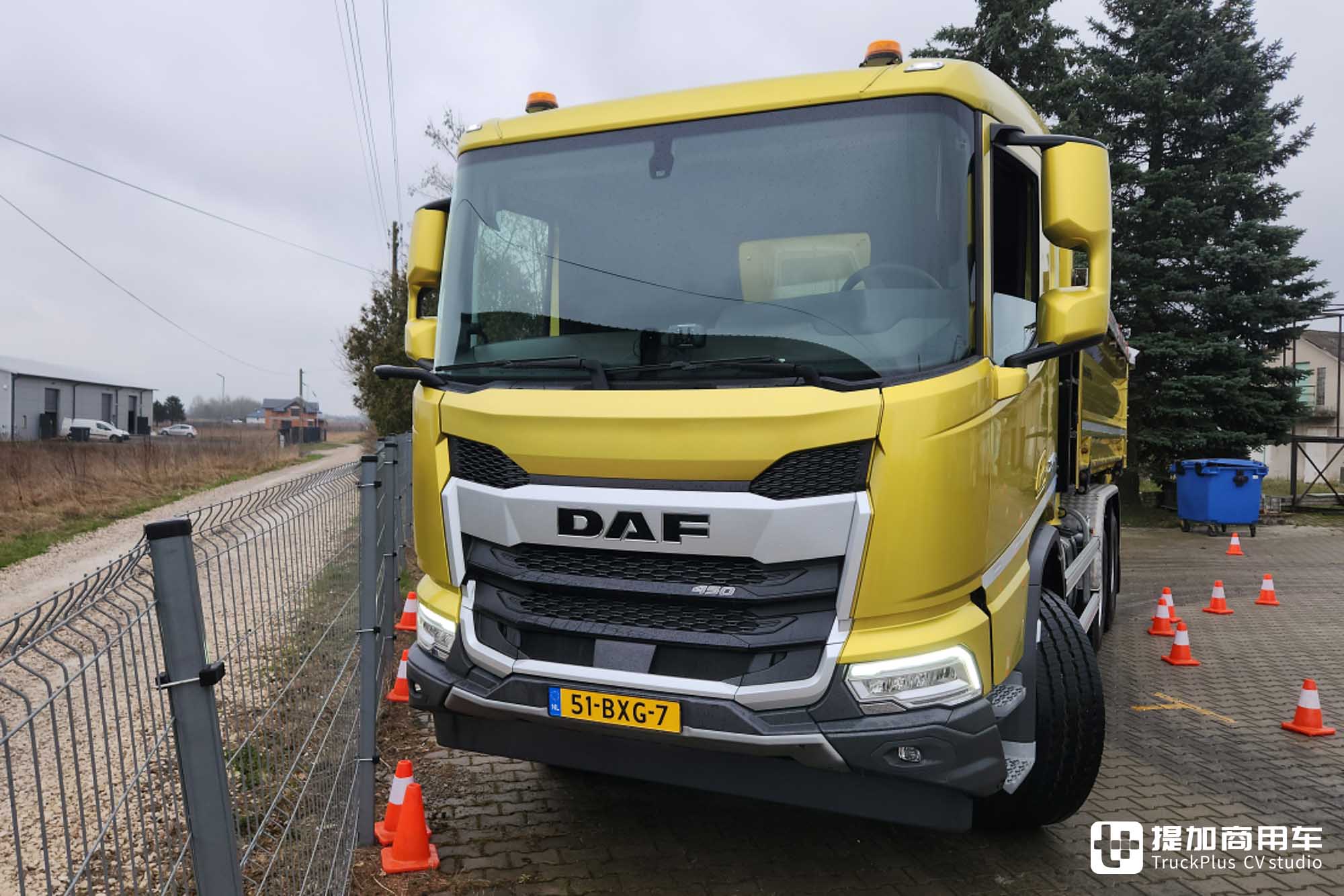 智能化、舒适度、安全性遥遥领先,带你看荷兰达夫XD Extra Robust混合工况自卸车 - 第6张 - 提加商用车网 智能化、舒适度、安全性遥遥领先,带你看荷兰达夫XD Extra Robust混合工况自卸车 - 第6张