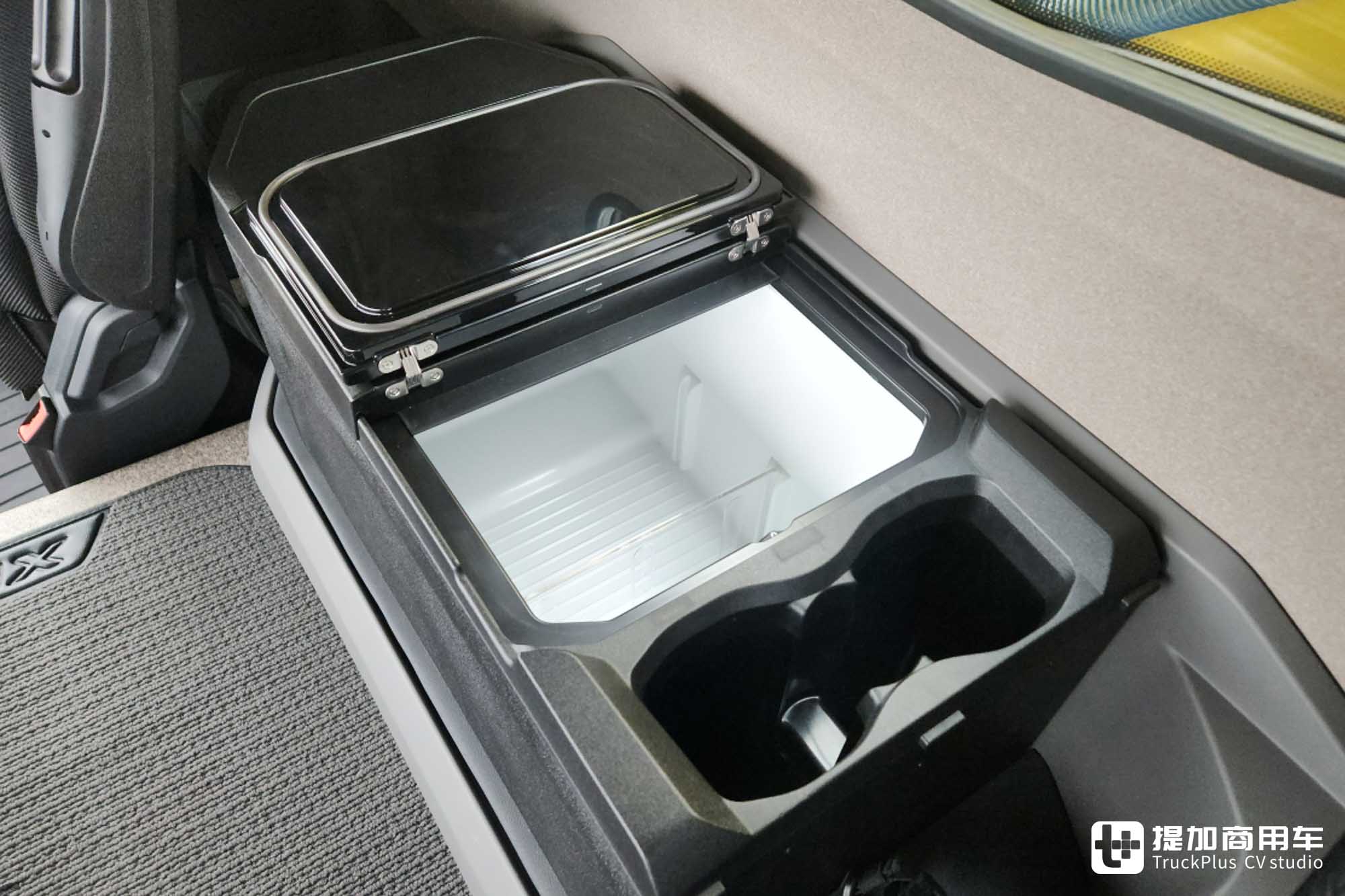 智能化、舒适度、安全性遥遥领先,带你看荷兰达夫XD Extra Robust混合工况自卸车 - 第30张 - 提加商用车网 智能化、舒适度、安全性遥遥领先,带你看荷兰达夫XD Extra Robust混合工况自卸车 - 第30张