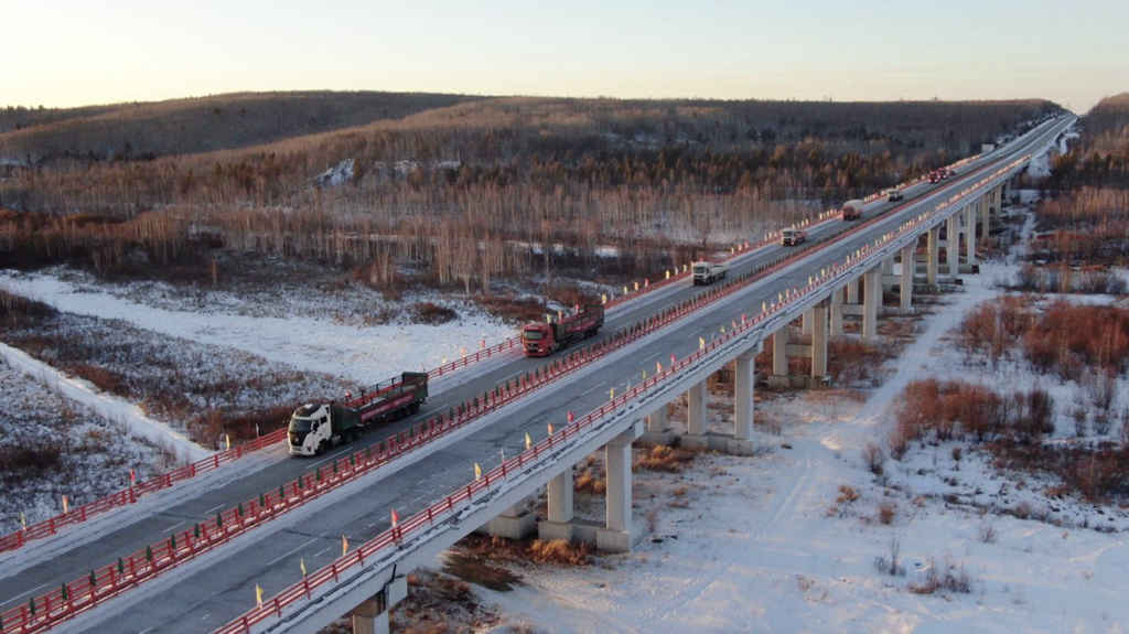 惊艳全场!中国重汽漠河冬测完美通关,重卡“扛把子”是这样炼成的! - 第3张 - 提加商用车网 惊艳全场!中国重汽漠河冬测完美通关,重卡“扛把子”是这样炼成的! - 第3张