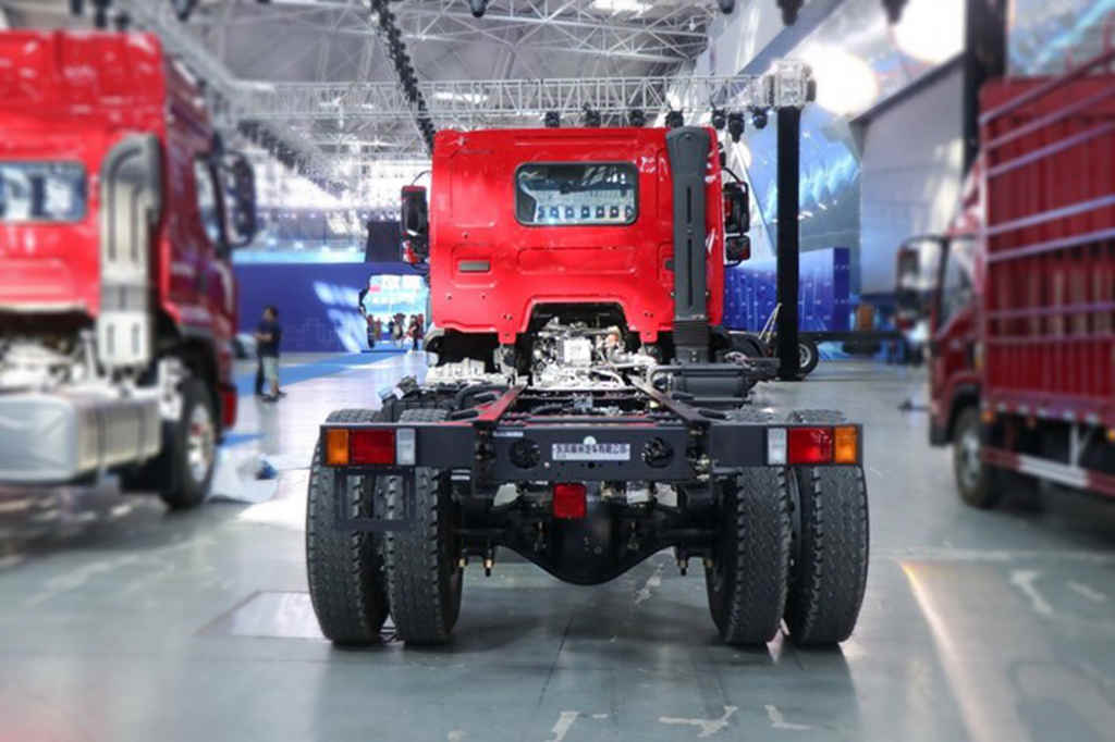 聚焦两会乡村振兴,乘龙L3 4X2自卸为乡村建设注入新活力 - 第4张 - 提加商用车网 聚焦两会乡村振兴,乘龙L3 4X2自卸为乡村建设注入新活力 - 第4张