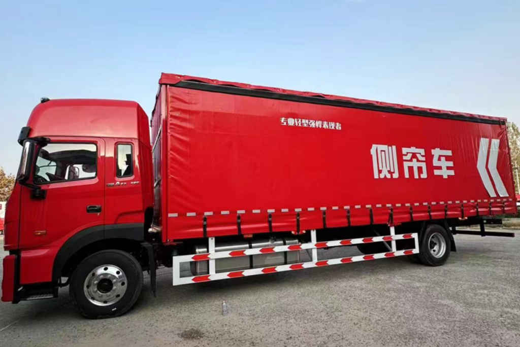 江淮格尔发9.8米侧帘车:轻抛货利器! - 第2张 - 提加商用车网 江淮格尔发9.8米侧帘车:轻抛货利器! - 第2张