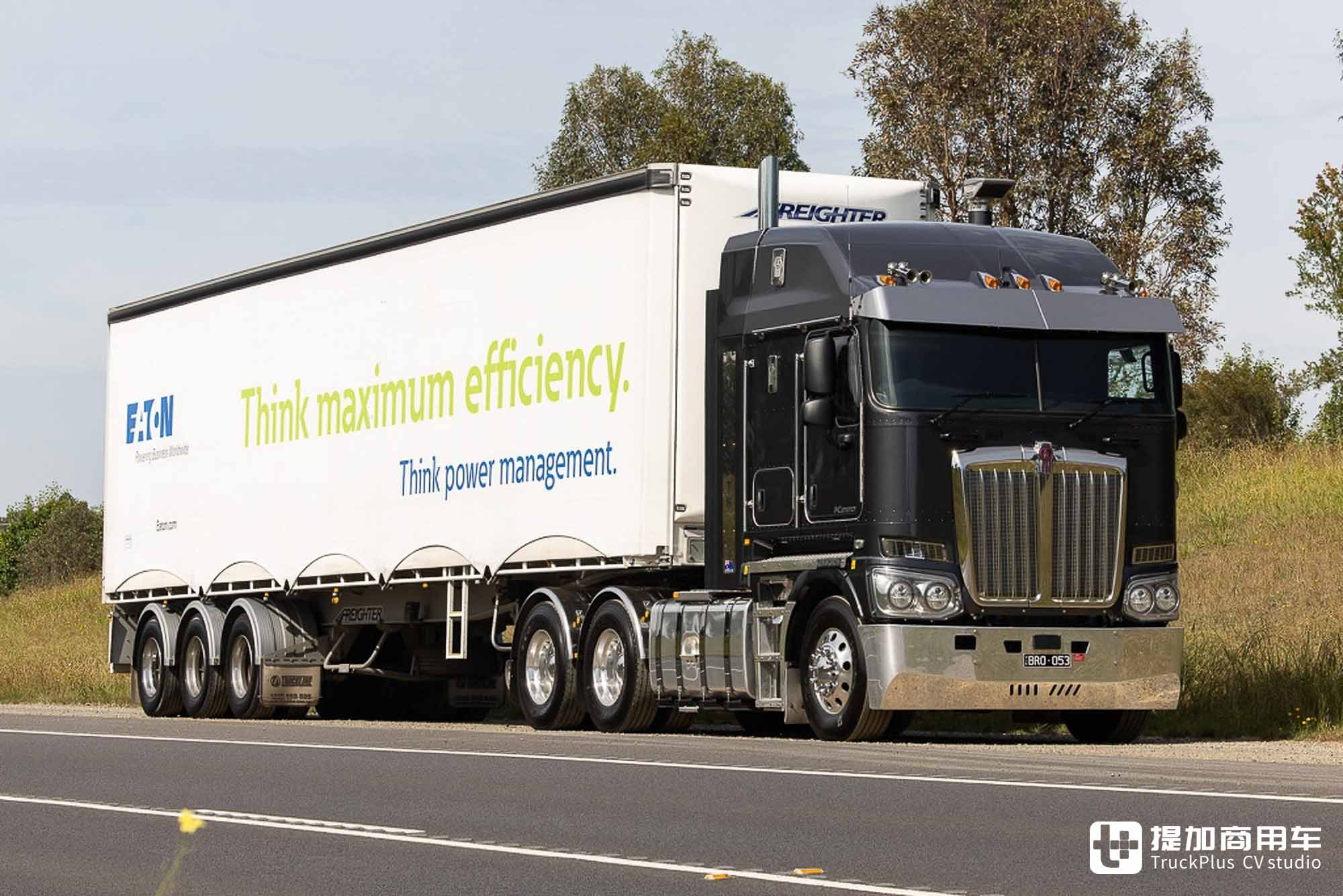 美式平头卡车见过没?搭载大号驾驶室,再带你看肯沃斯K220牵引车 - 第4张 - 提加商用车网 美式平头卡车见过没?搭载大号驾驶室,再带你看肯沃斯K220牵引车 - 第4张