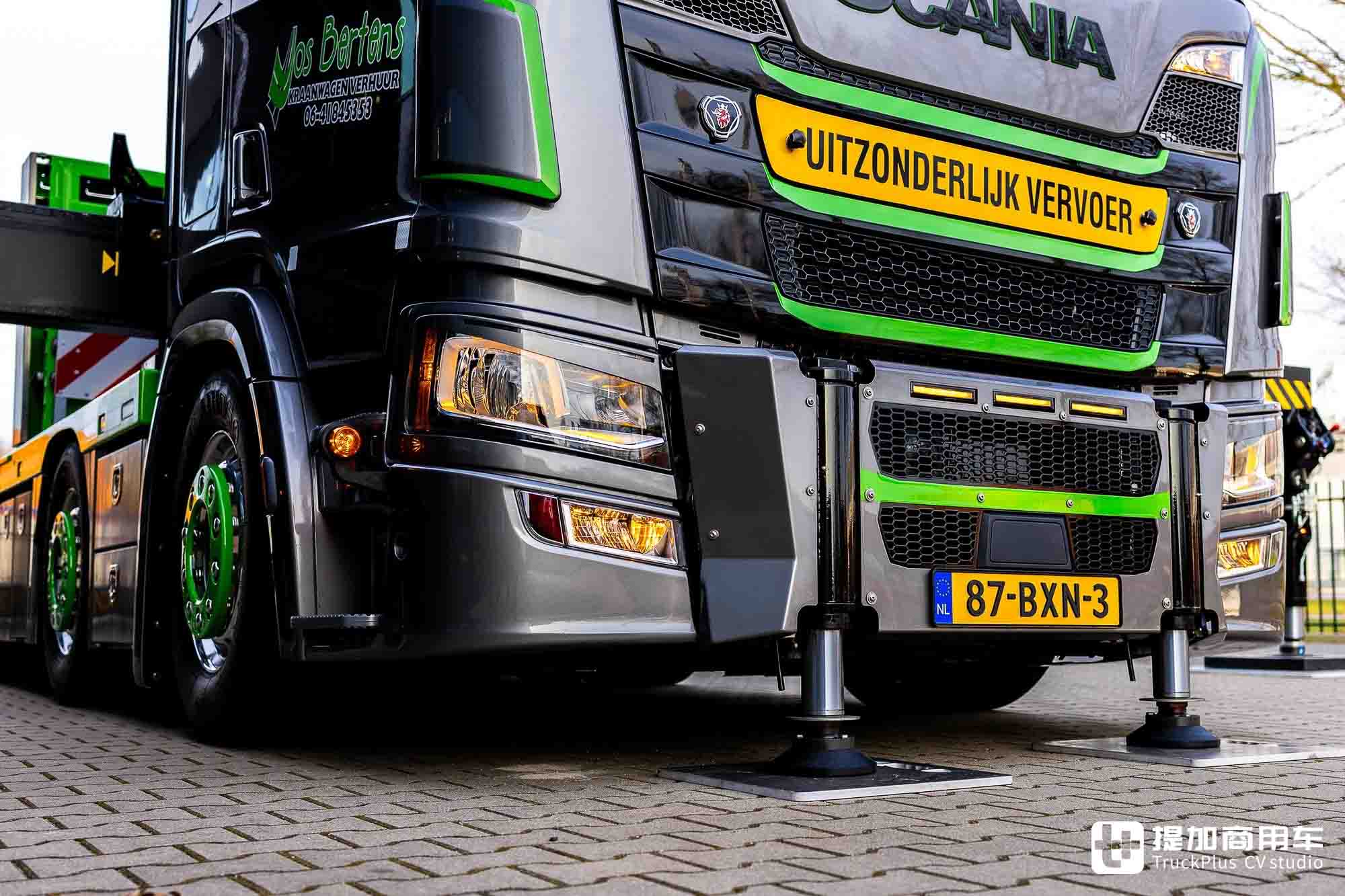 车长不超10米,四轴8x2驱动,这台斯堪尼亚R 500随车吊真是“赏心悦目” - 第9张 - 提加商用车网 车长不超10米,四轴8x2驱动,这台斯堪尼亚R 500随车吊真是“赏心悦目” - 第9张