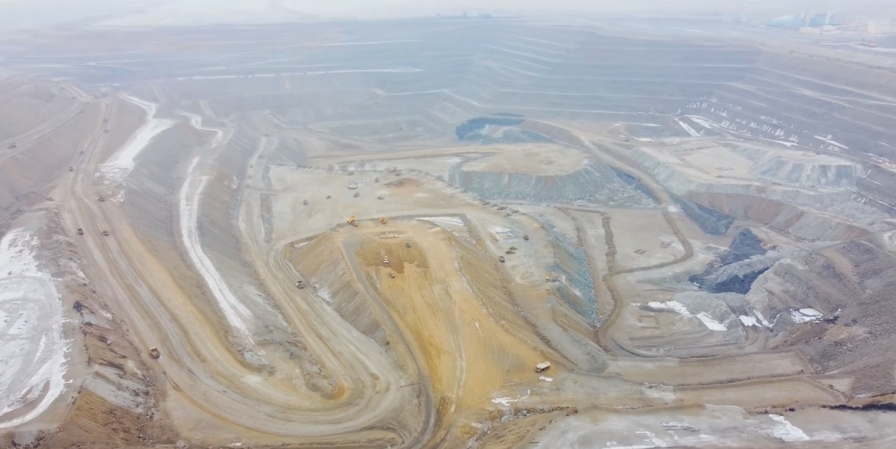 绿色矿山新体验：微宏动力＋混动矿卡＋无人驾驶 - 第1张