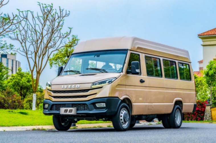 10万左右的预算!如何选购最合适的创富轻客? - 第2张 - 提加商用车网 10万左右的预算!如何选购最合适的创富轻客? - 第2张