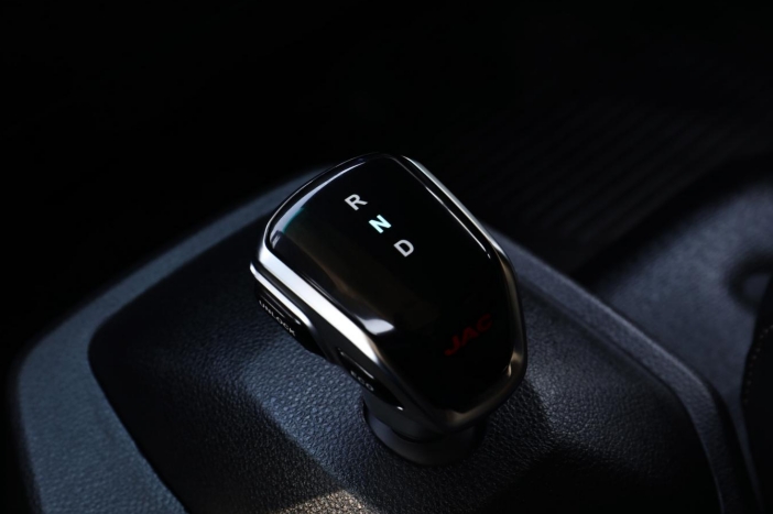 巾帼绽芳华 江淮1卡“智”动挡让女性用户运输更轻松￼ - 第2张