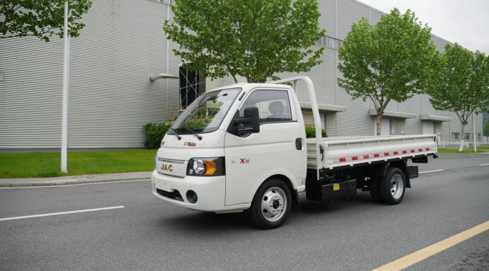 巾帼绽芳华 江淮1卡“智”动挡让女性用户运输更轻松￼ - 第3张