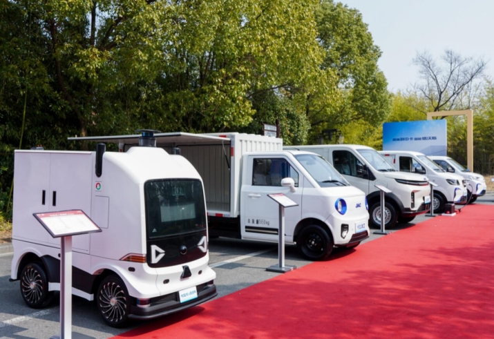 巾帼绽芳华 江淮1卡“智”动挡让女性用户运输更轻松￼ - 第6张