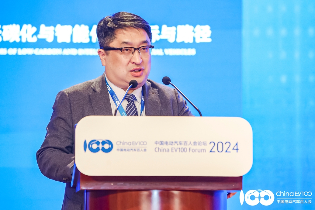 2024百人会|宇通李高鹏:低碳化+智能化“双轮驱动”,推动商用车产业加速转型 - 第1张 - 提加商用车网 2024百人会|宇通李高鹏:低碳化+智能化“双轮驱动”,推动商用车产业加速转型 - 第1张